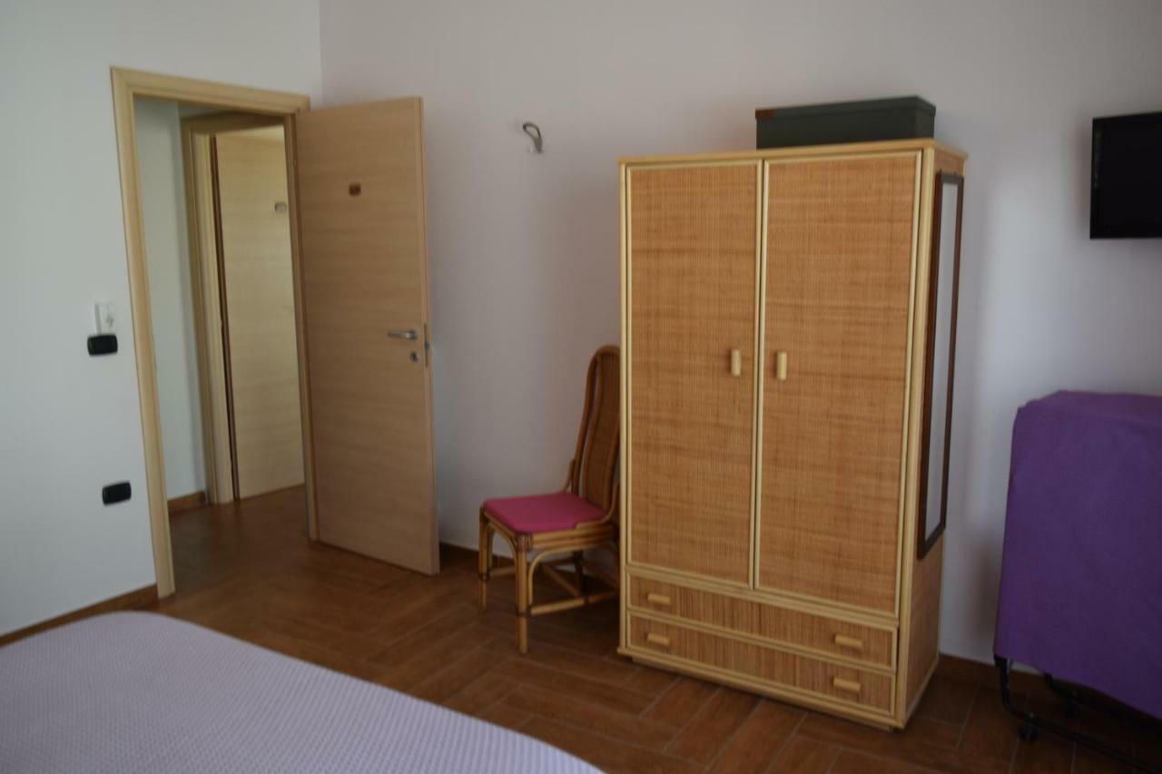 Bed and Breakfast Bed &Breakfast Pinetamare Кастель Вольтурно Экстерьер фото